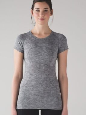 Lululemon swift running shirt size 8